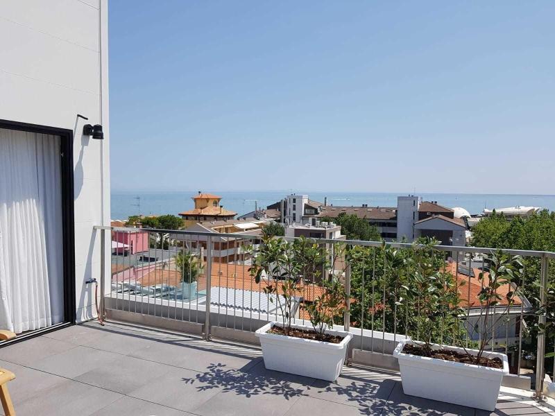 Monaco Suites Hotel Lignano Sabbiadoro Dış mekan fotoğraf