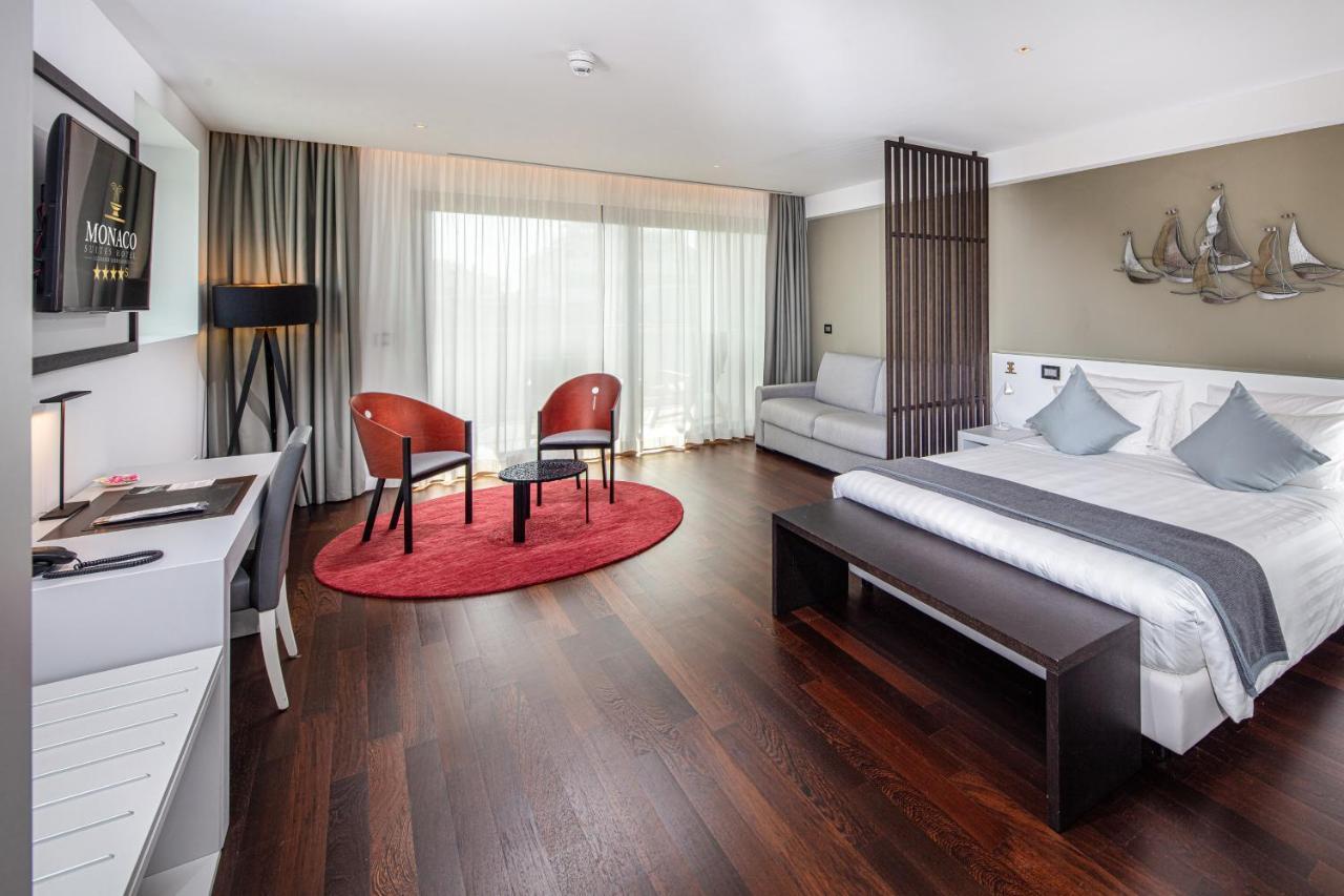 Monaco Suites Hotel Lignano Sabbiadoro Dış mekan fotoğraf